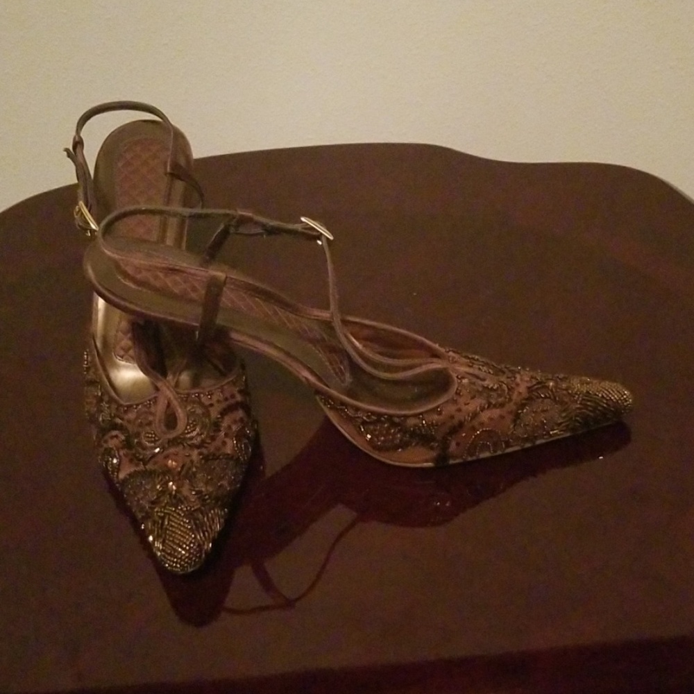 Shoes - Picture 3 of 3